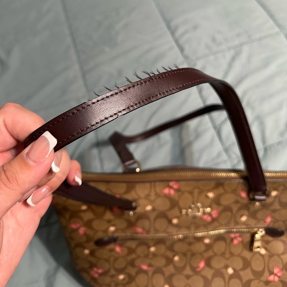 Coach Tote Bag - Picture 8 of 8